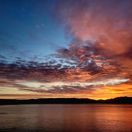 Con Terraza Y Acceso A La Playa Apartment *